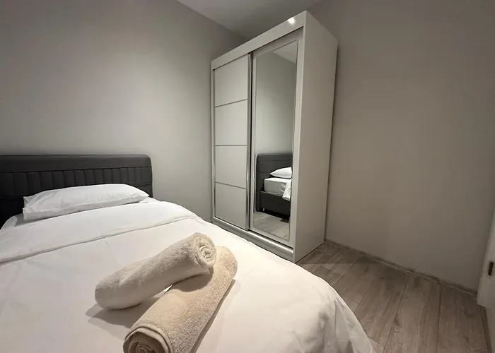 Real Homes Lara Self Check-in