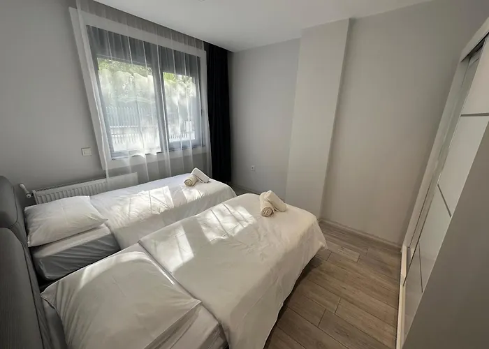 Real Homes Lara Self Check-in Апарт-отель 4*