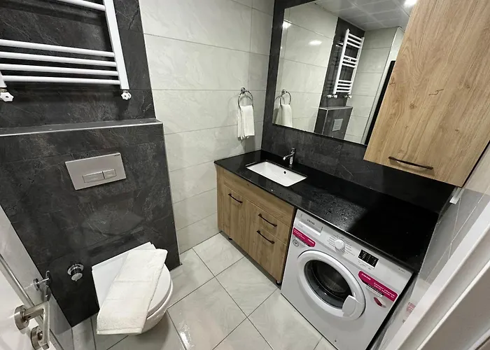 Aparthotel Real Homes Lara Self Check-in 4*
