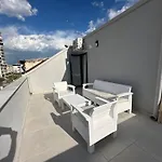 Real Homes Lara Self Check-in 4* Antalya