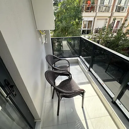 Real Homes Lara Hotel apartamentowy Antalya