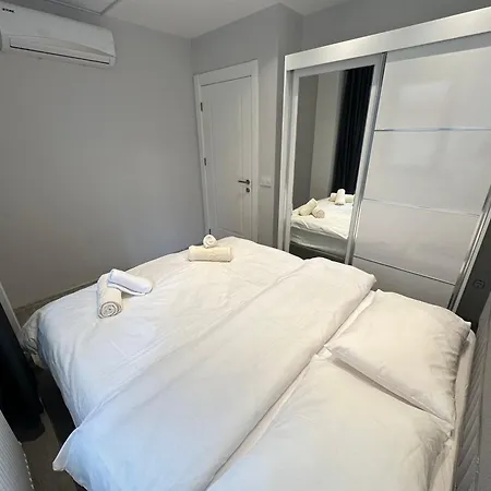 Real Homes Lara Hotel apartamentowy 4*