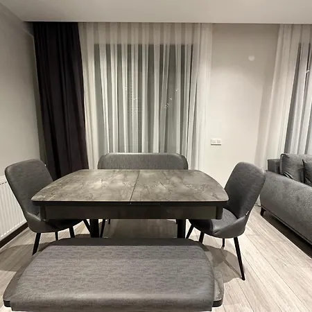 Real Homes Lara Self Check-in 4* Antalya