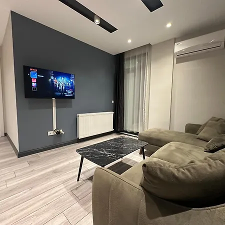 Real Homes Lara Self Check-in 4* Antalya
