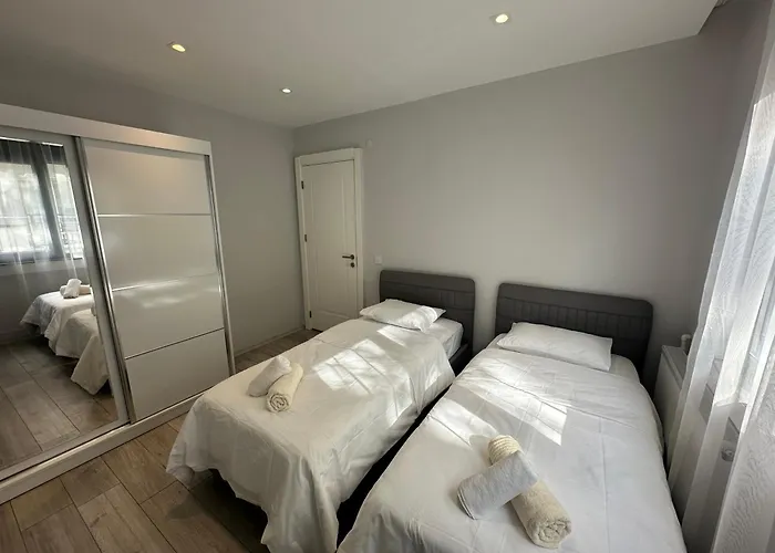 Real Homes Lara Self Check-in 4* Antalya